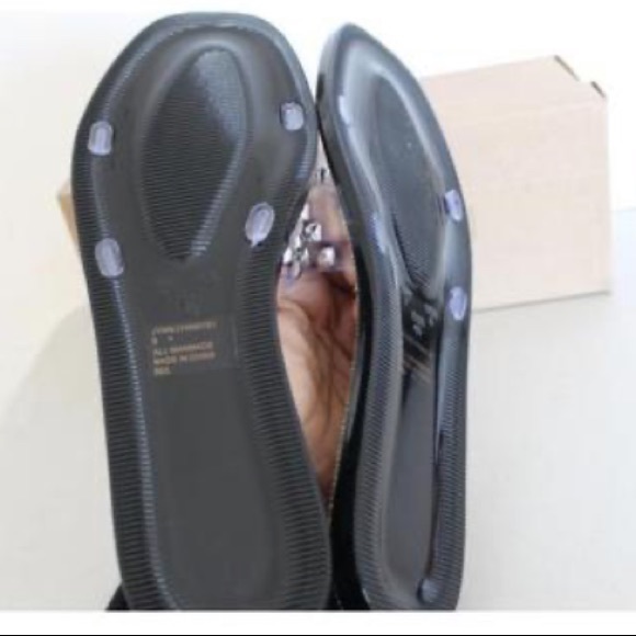 New Steve Madden Sandals - Picture 4 of 6